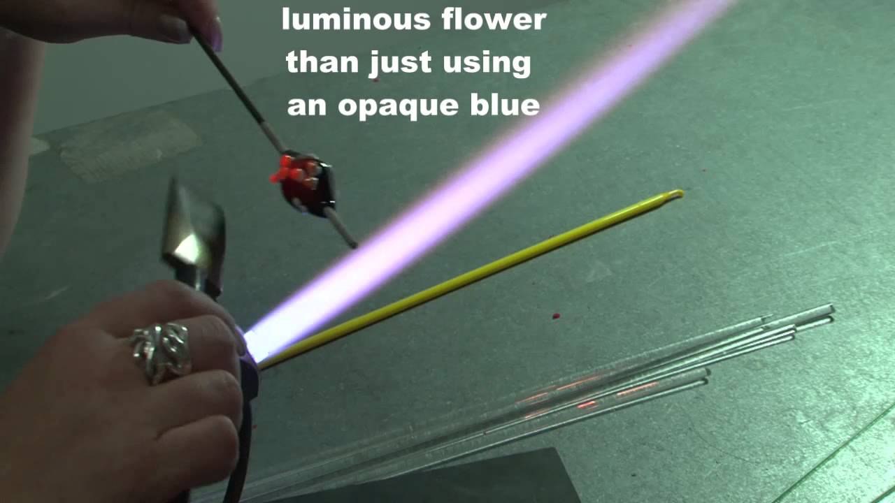 How Do You Get Those Flowers Inside the Glass - Making a Lampwork Floral Bead
