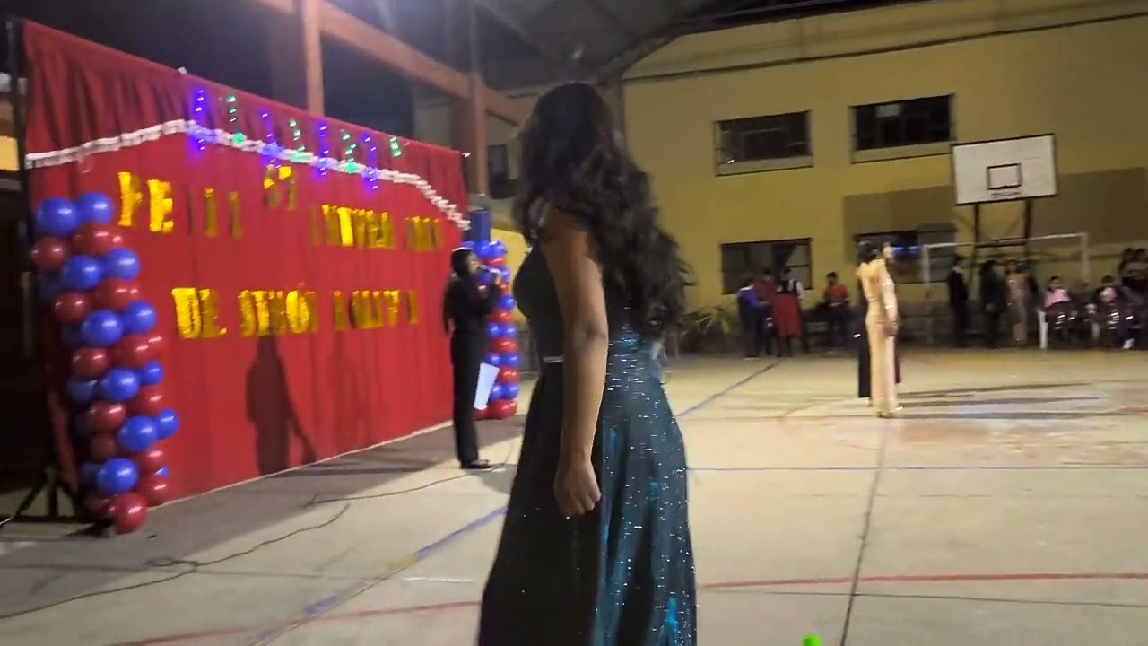 Elección de la Miss y Míster Unidad Educativa Simón Bolívar 2023