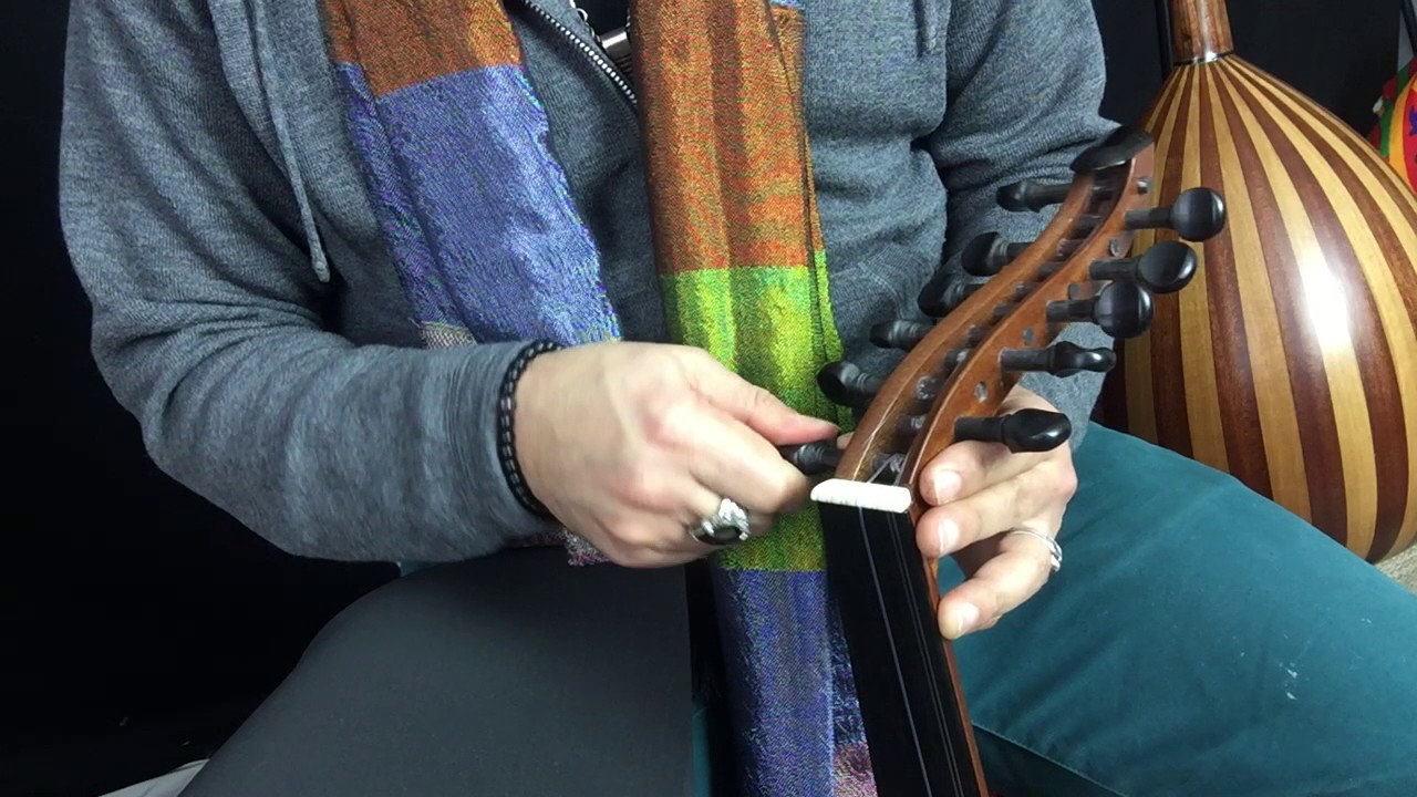 Comment changer les cordes du Oud - 5ème partie