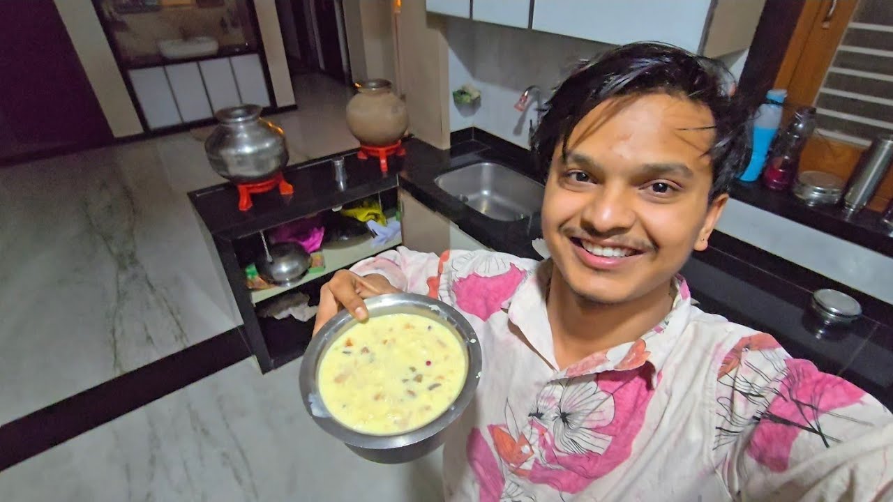 Aaj Fruit custard bana diya 😅