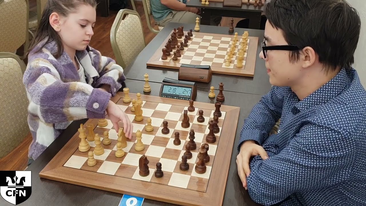 Pinkamena (1410) vs G. Pak (1719). Chess Fight Night. CFN. Blitz