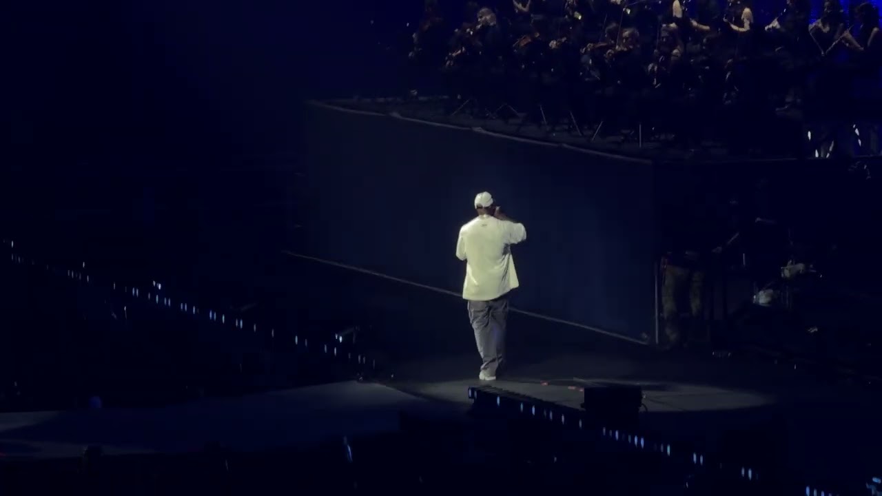 Booba La defense Arena 11/10/25 Live 92i Veyron