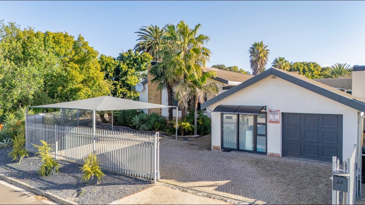Spacious 3 Bedroom House for Sale in La Rochelle, Bellville with Flat and Business Potential