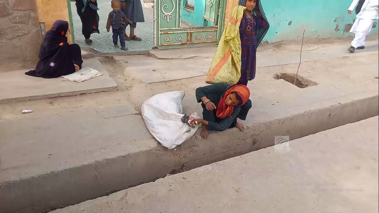 نگرانی باشنده‌گان بادغیس از افزایش کودکان خیابانی در قلعه‌نو