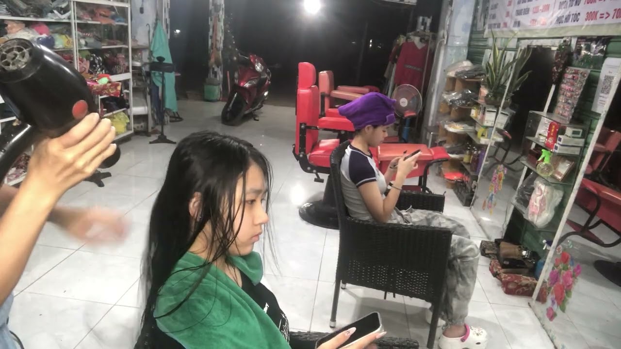 Phục vụ các quý cô xinh đẹp