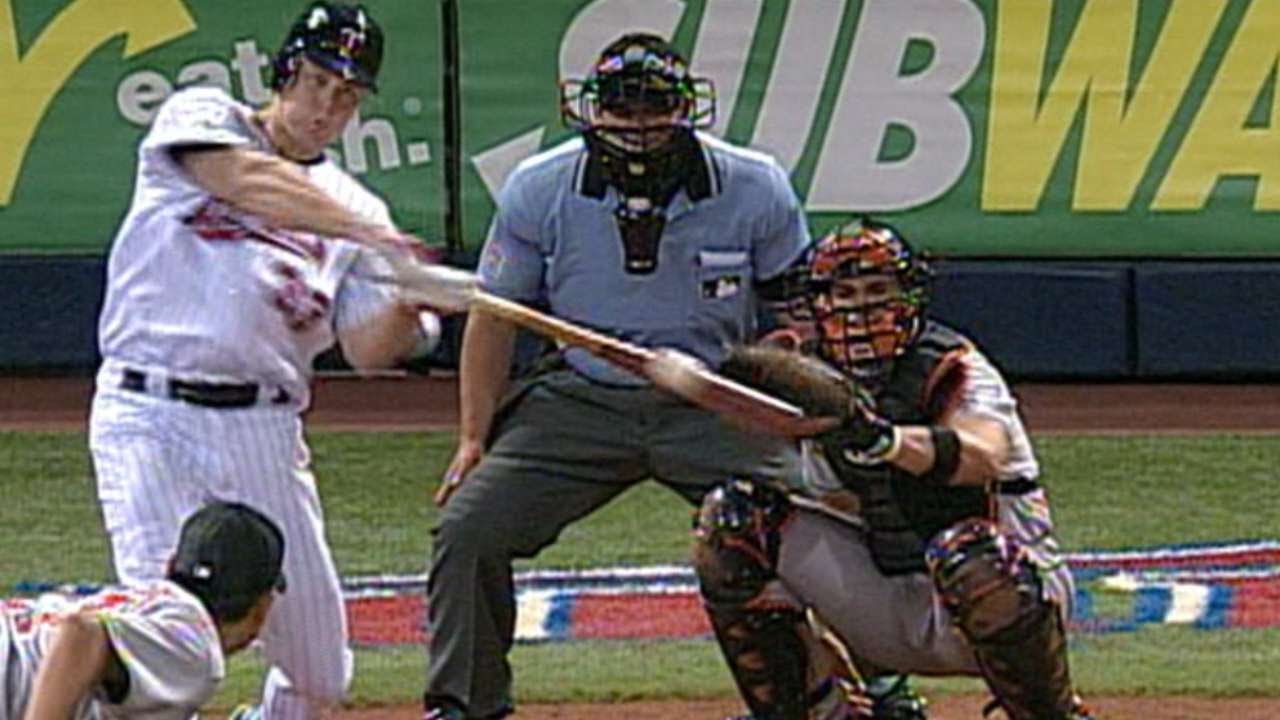 BAL@MIN: Morneau wins it in walk-off fashion