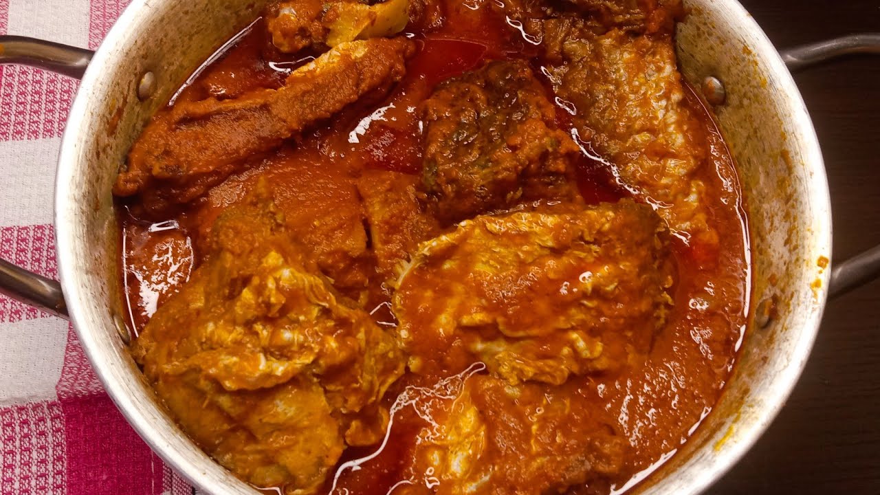EASY FISH STEW RECIPE | NIGERIAN CROAKER FISH STEW | Quick Nigerian food recipes