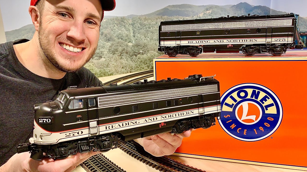 My FIRST LIONEL Legacy Train - Reading & Northern F9 Locomotive