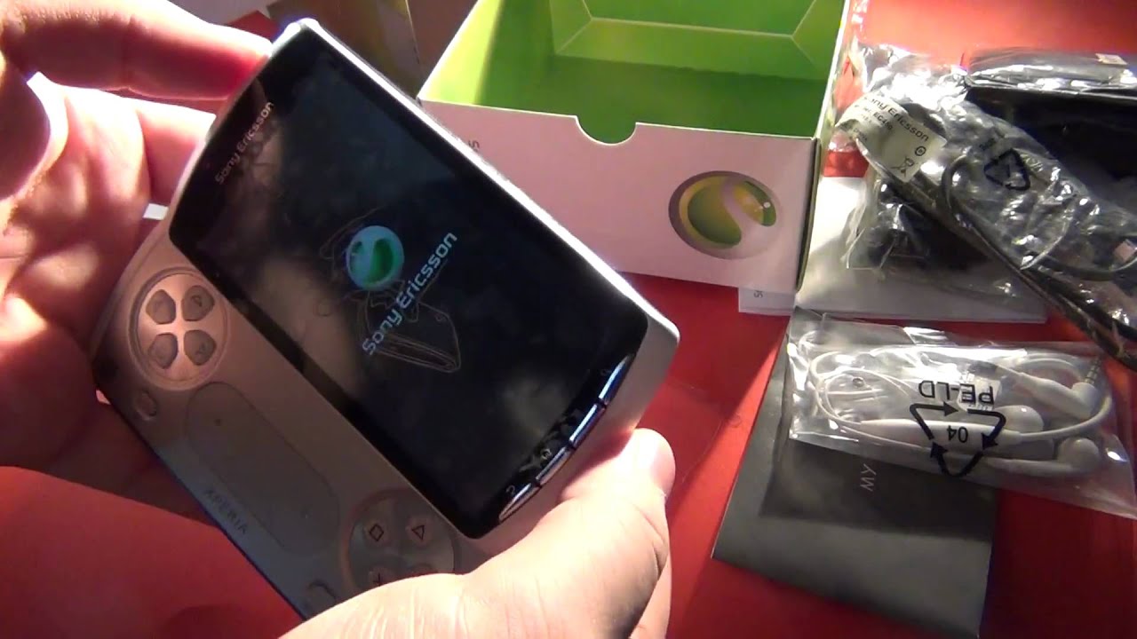 Sony Ericsson XPERIA Play unboxing - Mobilissimo TV