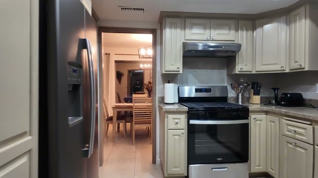 Sunny Haven on California Place #42516