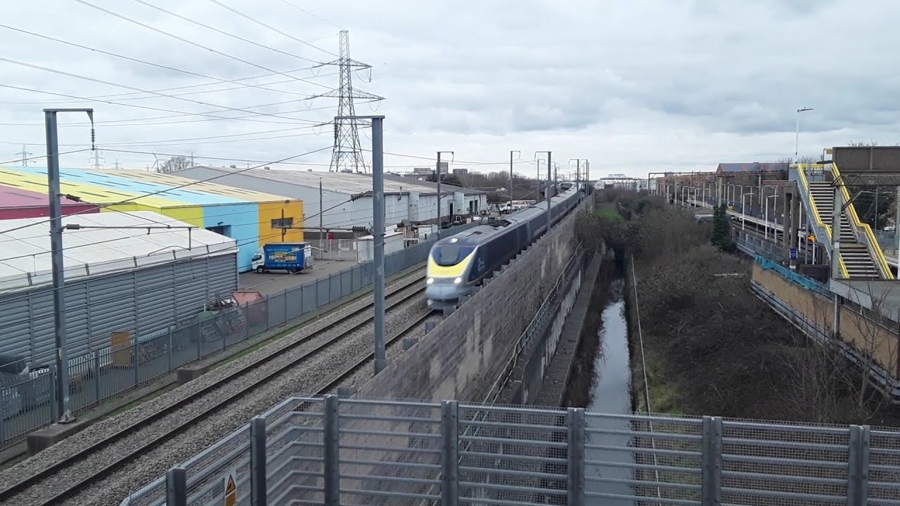 Trains at: Rainham, HS1, 04/02/23