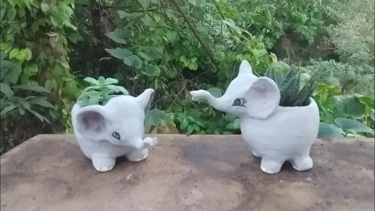Vasinhos Para Suculentas  Em Formato De Elefante Feitos Com Garrafa Descartável