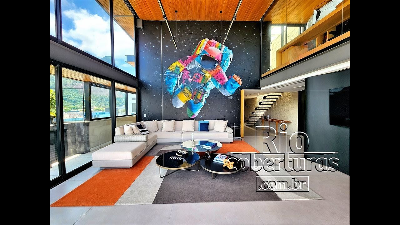 Cobertura maravilhosa no Jardim Oceânico - Totalmente reformada - 3 suítes - 350m² - Cod.: 888