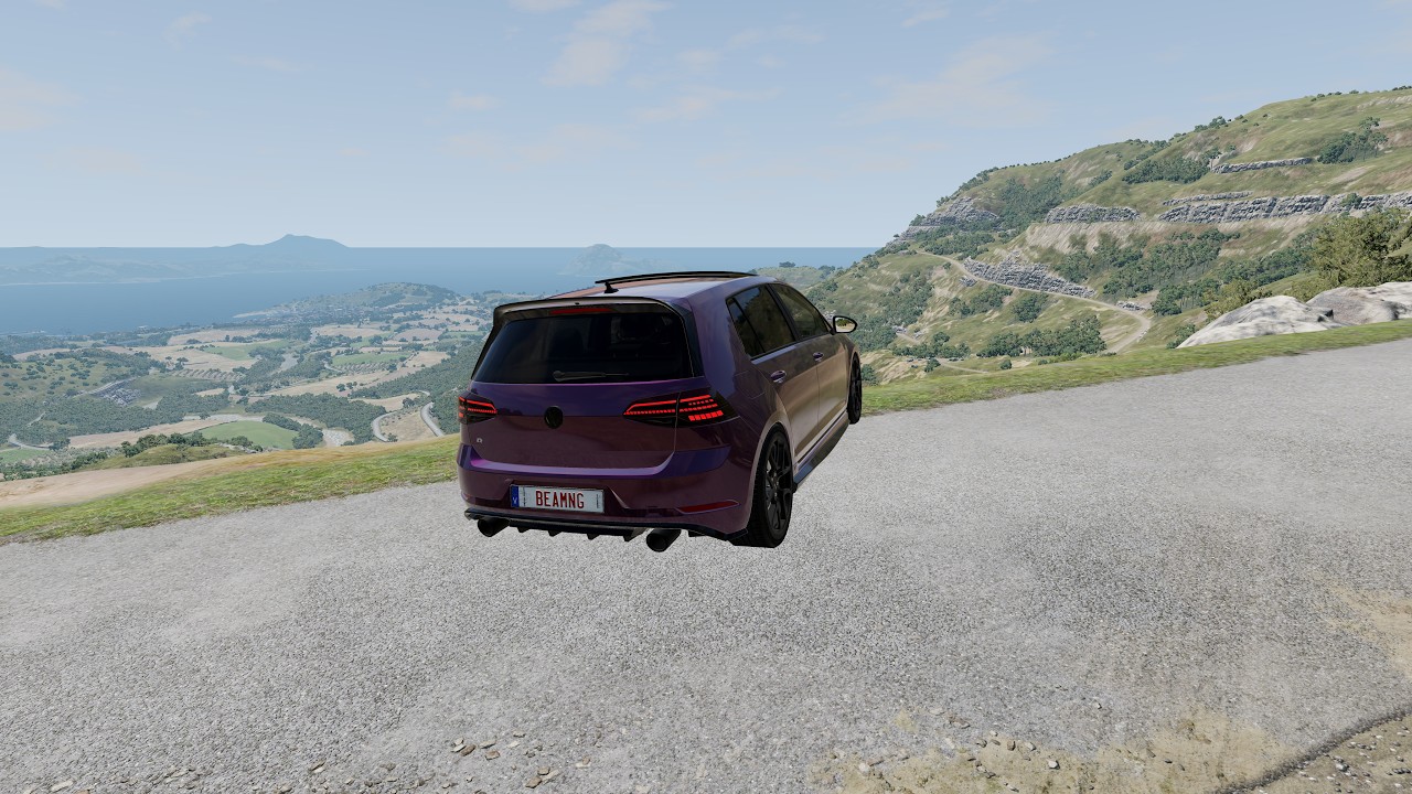 ACCIDENTE REALISTE CU GOLF 7.5