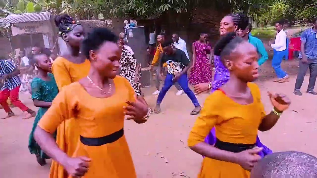 Full Mashamu shamu_-_ Sayuni Choir Wakiimba mkutanoni ,, TAZAMA 