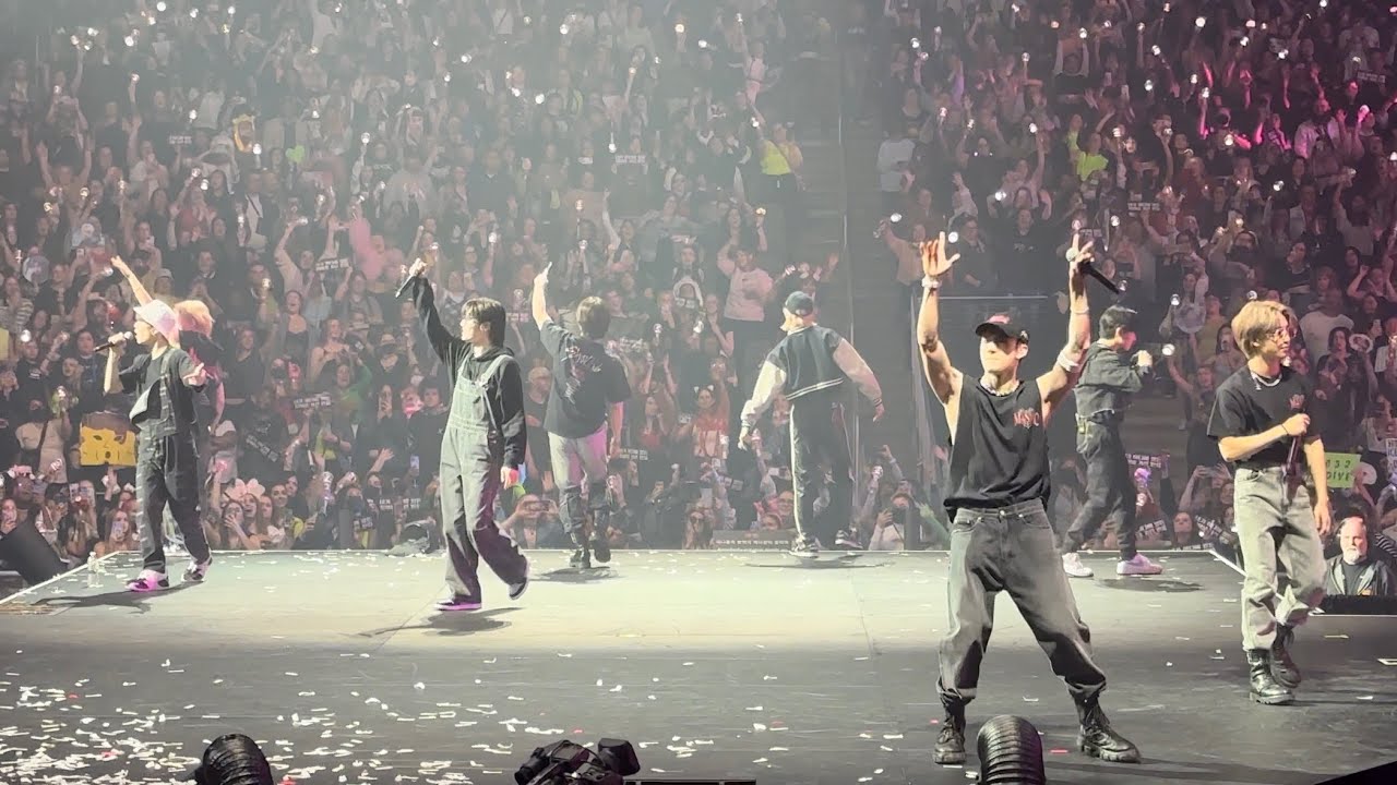 4K 230322 Stray Kids encore1 ‘FAM’ ‘MIROH’ Maniac 2nd World Tour in Atlanta 스트레이 키즈