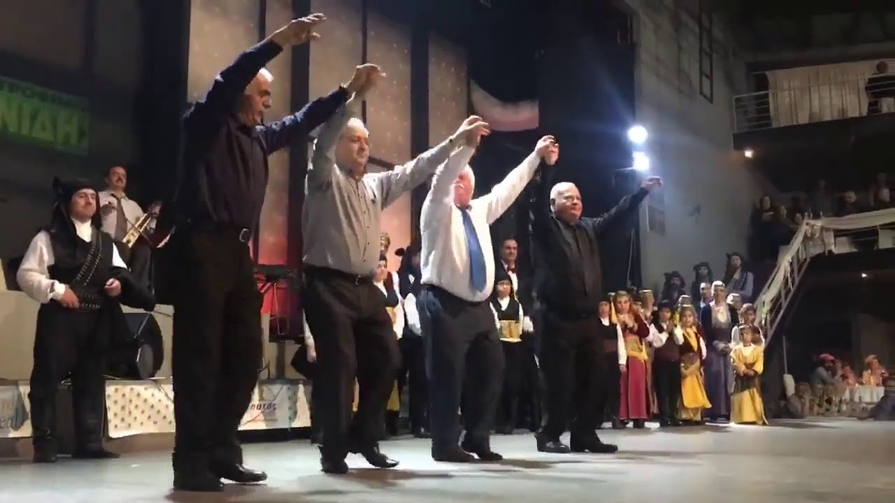 Πυρρίχιος χορός Σέρρα   Serra Pontian Dance