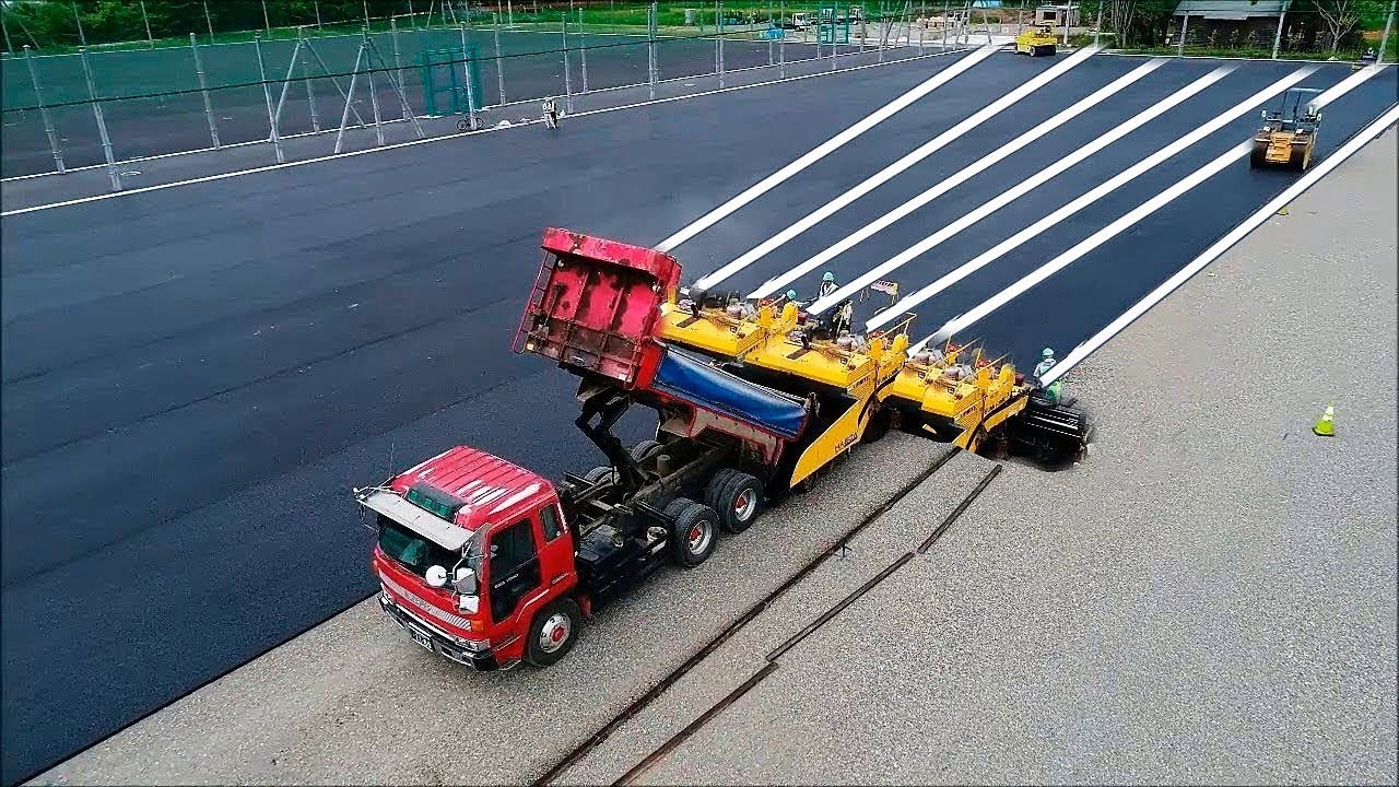 ÜBERWÄLTIGENDE NEUE STRAßENTECHNOLOGIEN