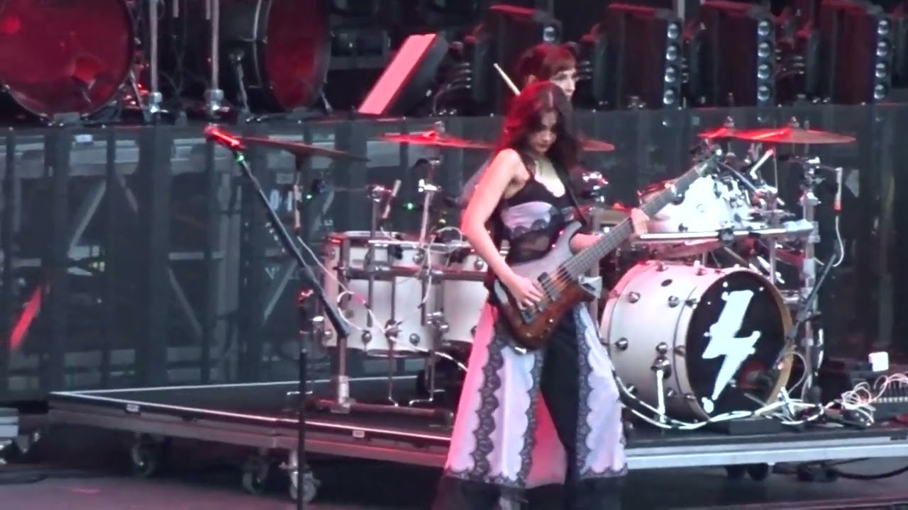 The Warning - Automatic Sun - Live @ The Hollywood Bowl - Hollywood,  Ca - May 14, 2025