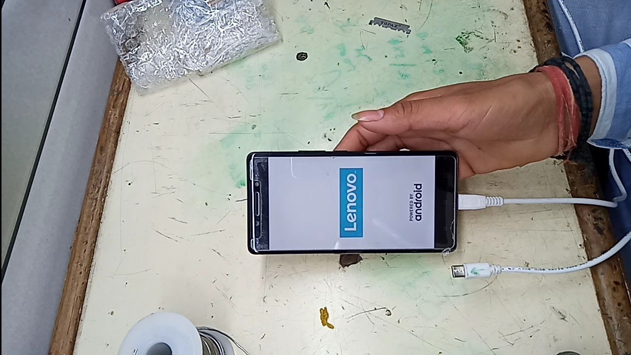 Lenovo K8 Note on off on off problem Solution in Hindi | hang on logo xt1902-3 mobile Repair