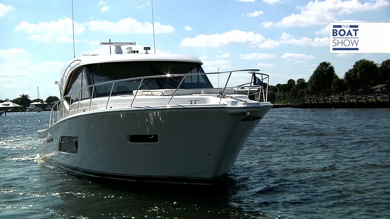 [ITA]  RIVIERA 565 SUV - Review - The Boat Show