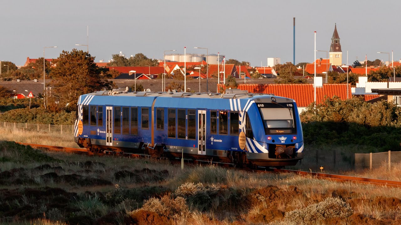 NJ with Desiro and Lint41 on Skagensbanen
