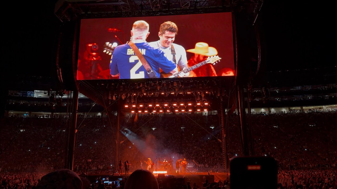 Zach Bryan & John Mayer LIVE at The Big House (Ann Arbor, Mi) - Friend of the Devil