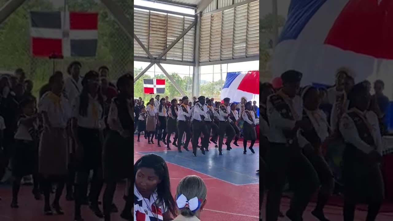 Marcha estudiantil en conmemoración del 182 aniversario de Nuestra Independecia Nacional