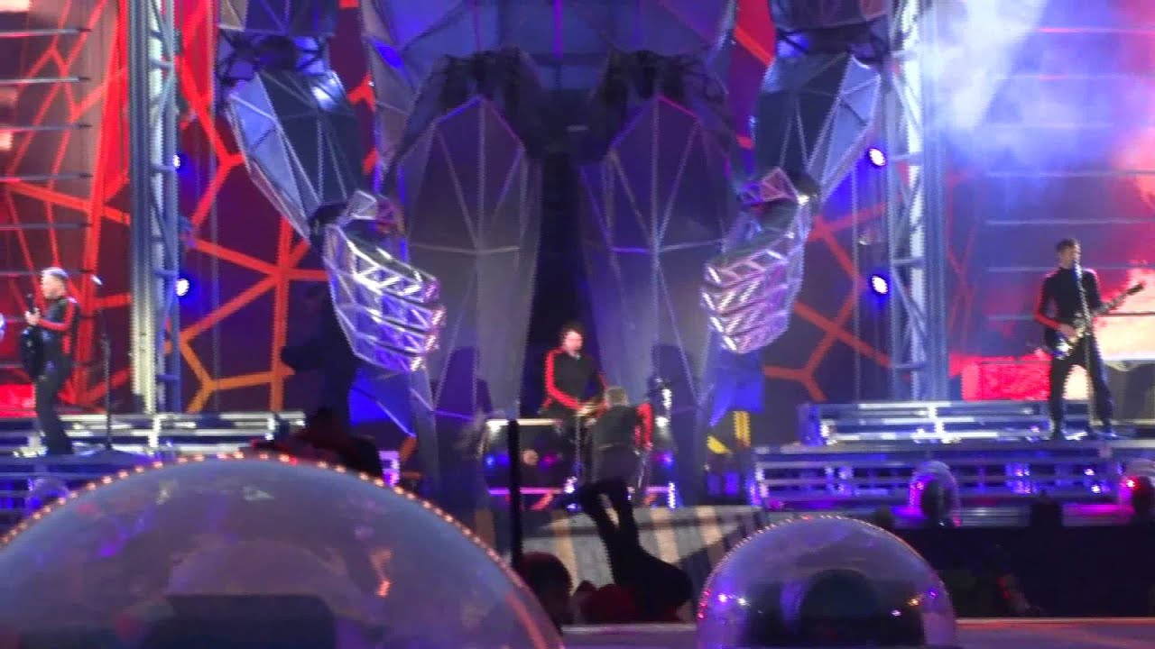 TAKE THAT -  Underground Machine (Progress Tour live in Manchester 11-06-2011) FULL HD