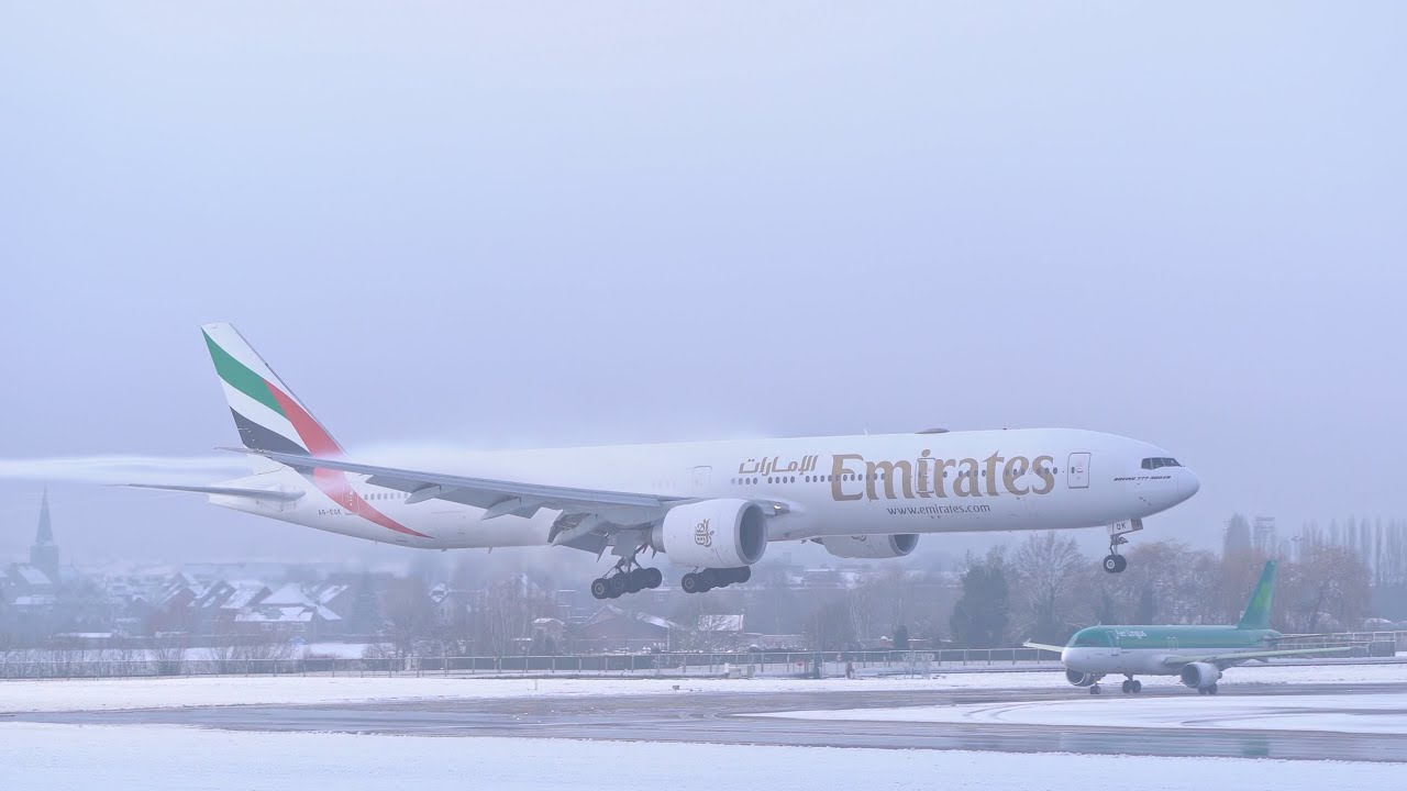 [4K] Epic SNOWSTORM Take-offs and Landings | Brussels Airport Planespotting Runway 01