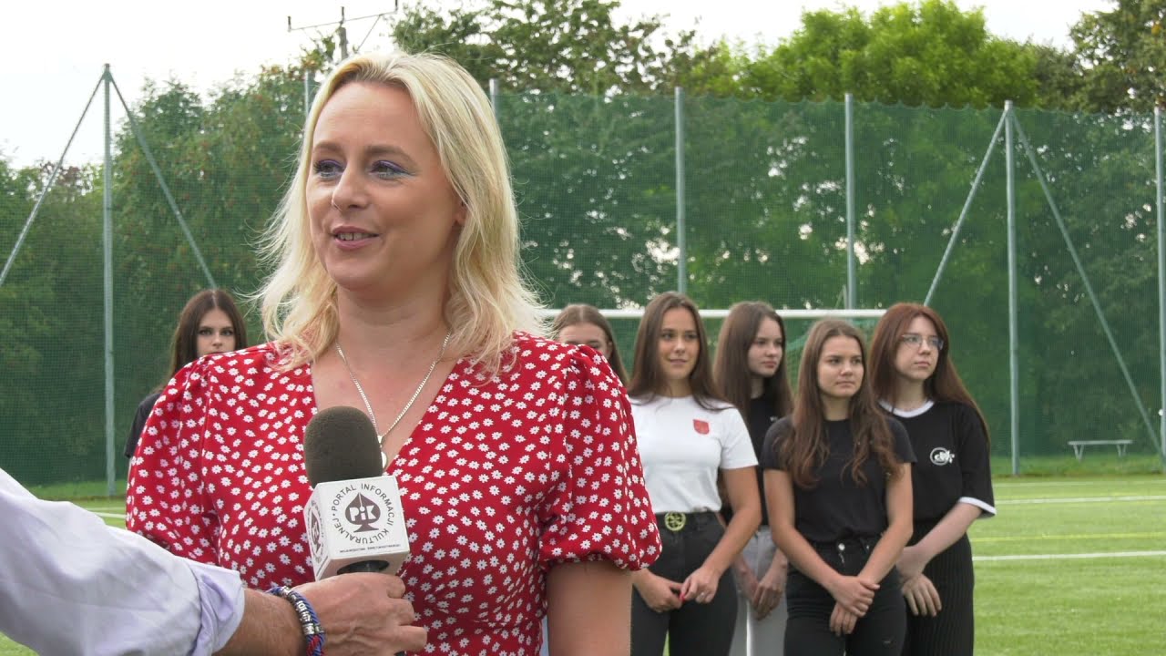 30 lecie istnienia LO im. Bohaterów Powstania Styczniowego w Małogoszczu oraz Zespołu 