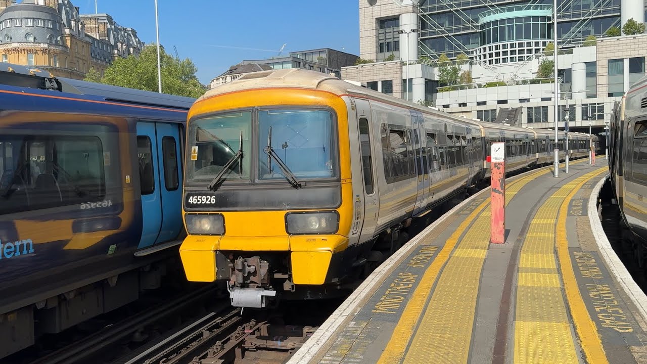 STEPFORD VICTORIA IN REAL LIFE! Class 465 Ride from Charing Cross to Waterloo East and Back