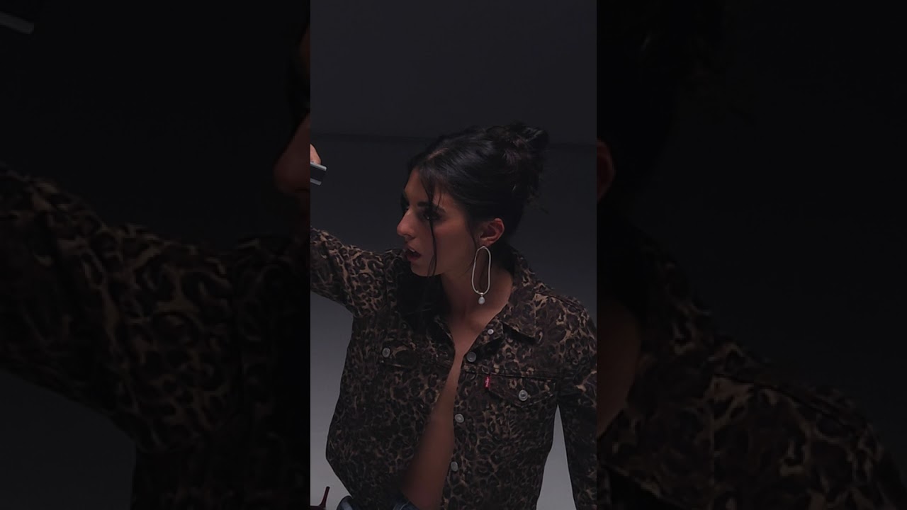 ELLA NOR feat. MALLINA - ALTAR [Official Visualiser]