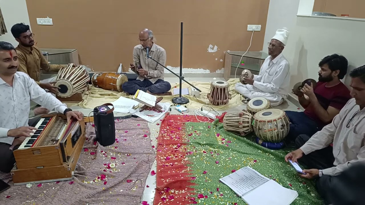 હોરી આશ્રય નું પદ||શ્રી વલ્લભ પ્રભુ કરૂના સાગર જગત ઉજાગર ગાઈયે||pushtimarg Haveeli Sangit Kertan||