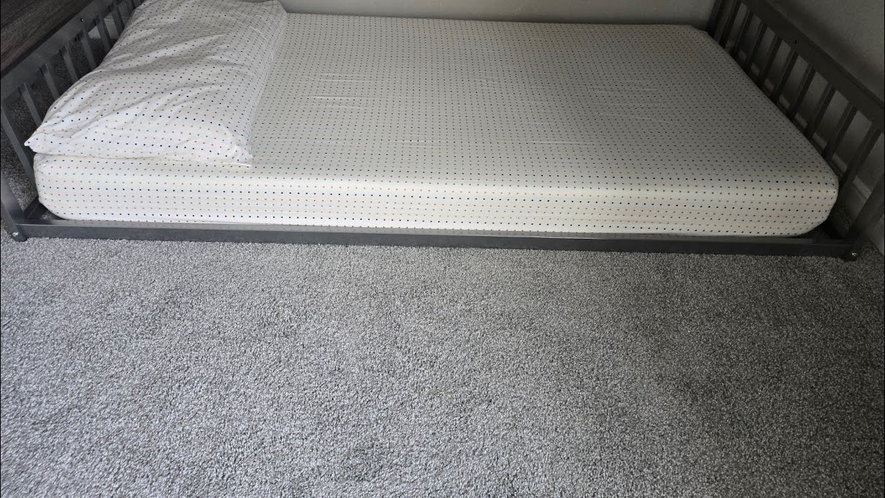 Stop overpaying for fitted sheets! 🛑 This is easiest way to turn flat sheet in perfectly fitted one.