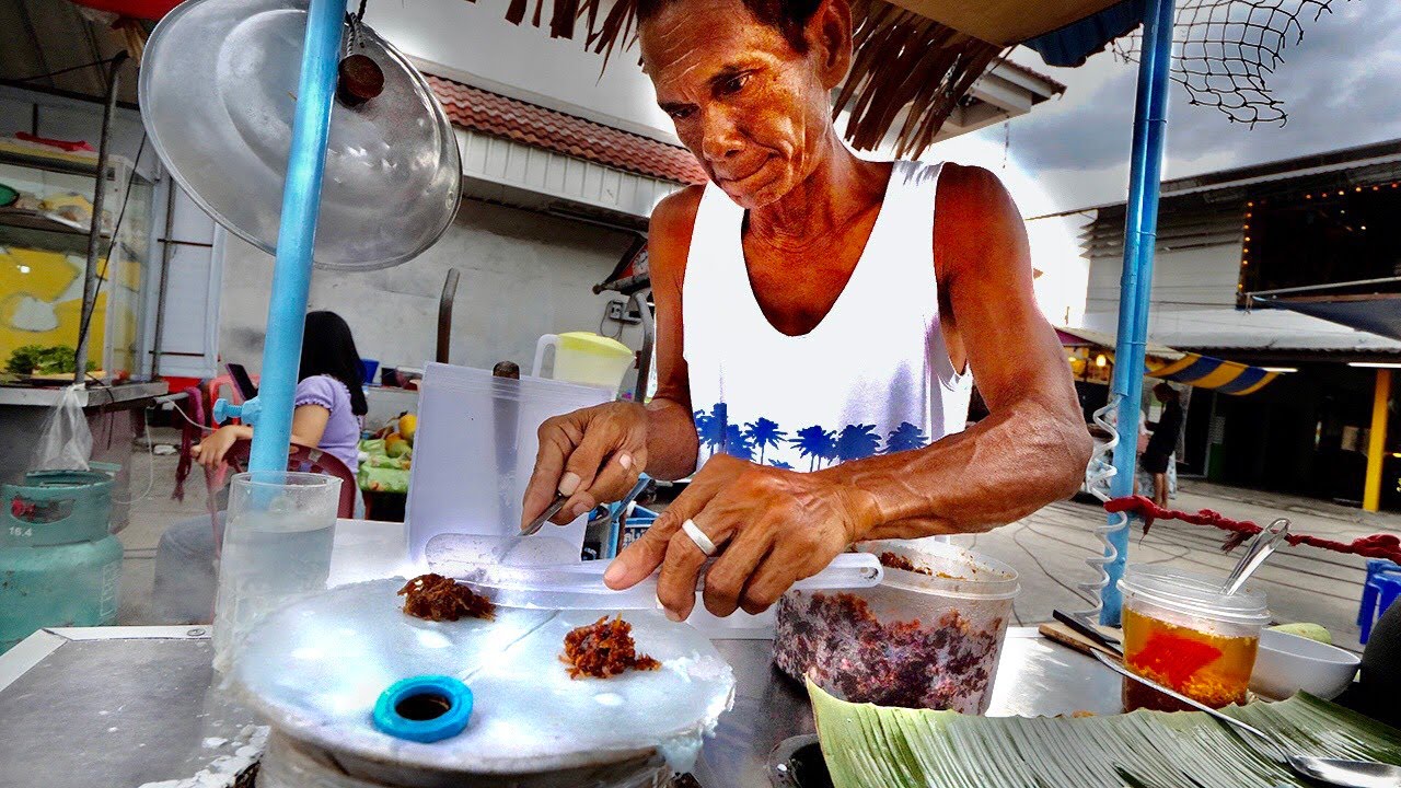 Street Food in Asien - NACHTMARKT ABENTEUER in Thailand! | Koh Phangan