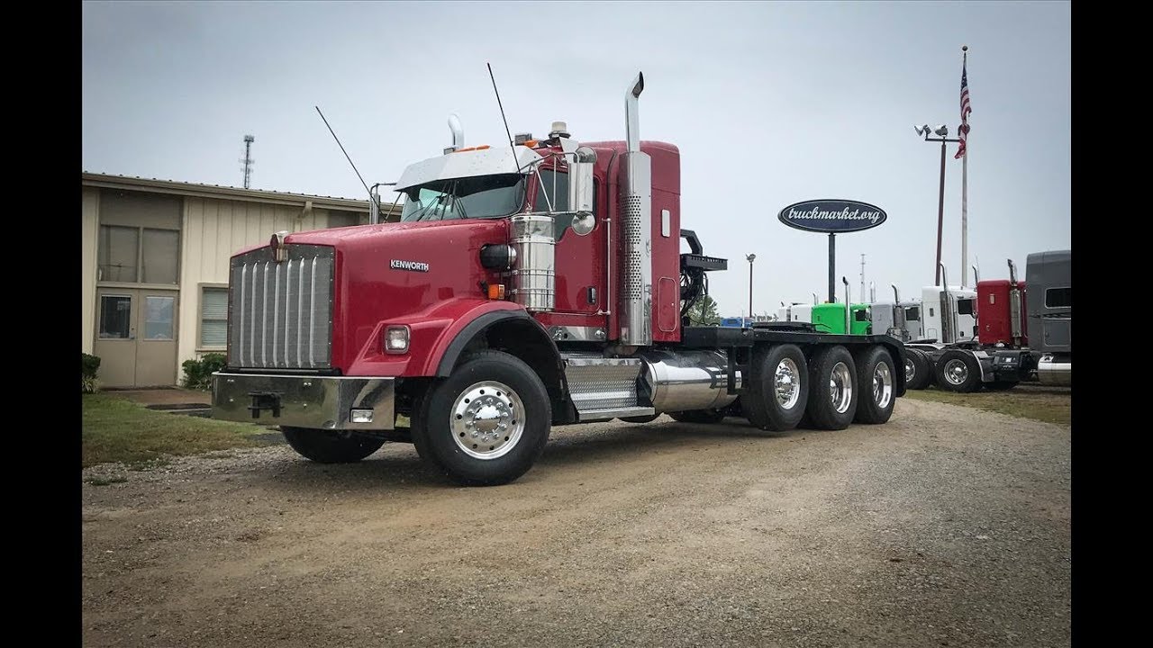 2011 Kenworth T800W Winch Truck
