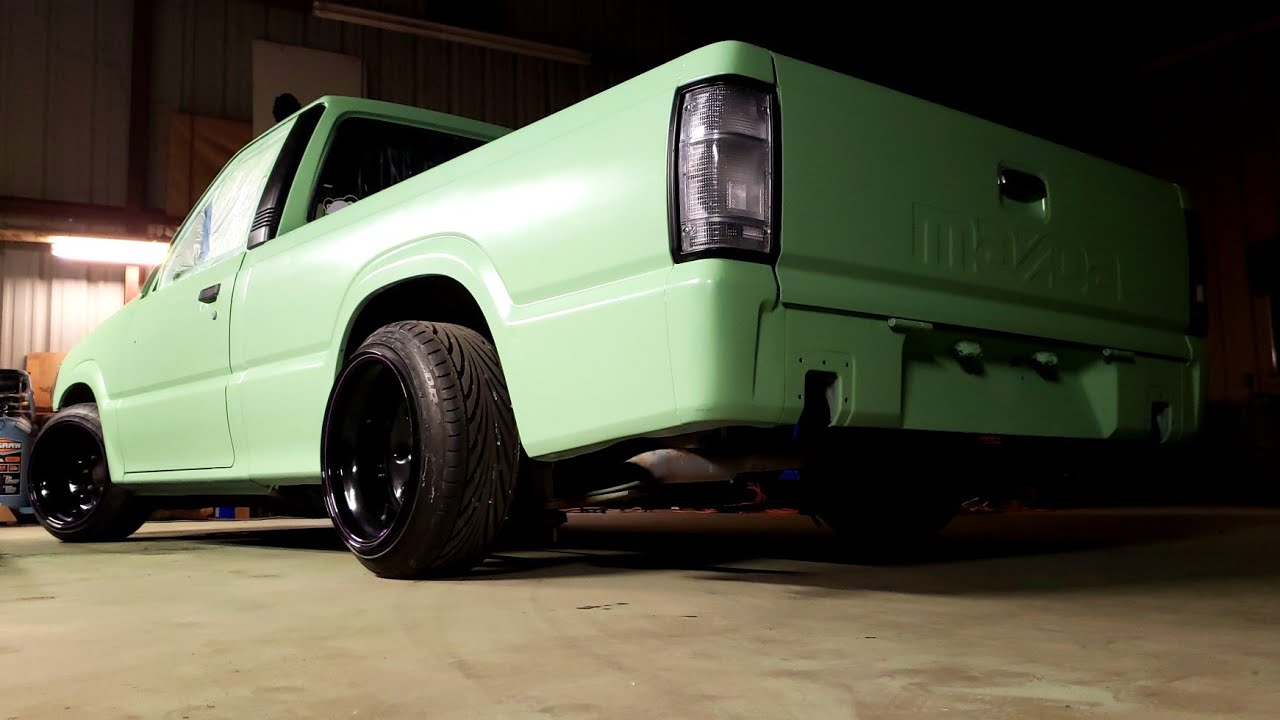 Shop Truck Gets Spray Painted With Krylon Paint  - Custom Mazda B2200 Stanced Mini Truck