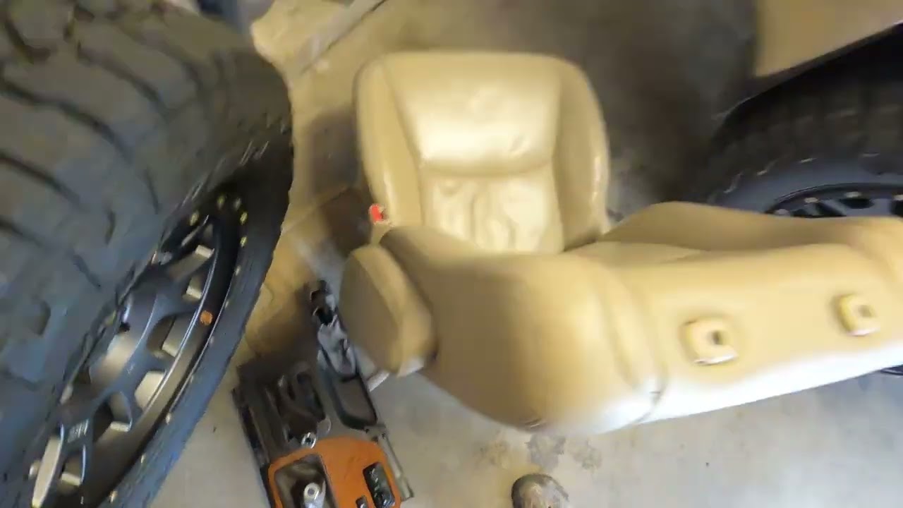 GX470 Evaporator Core - Part 4 - Center console removal