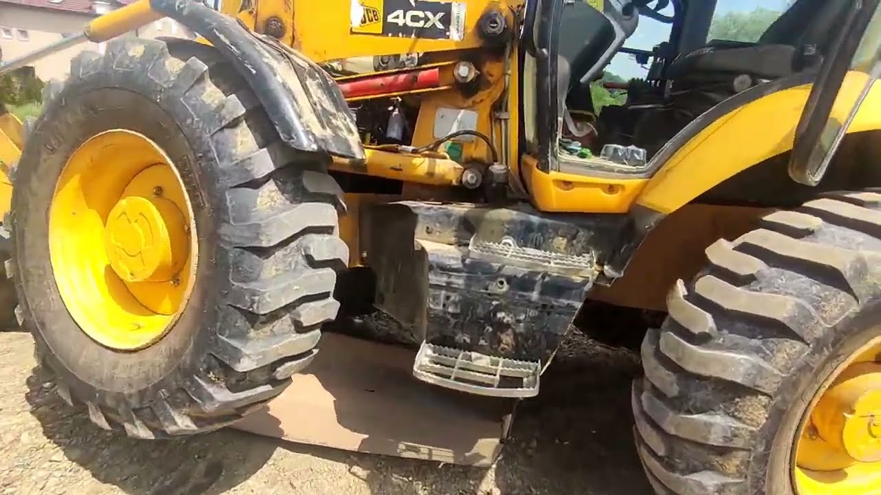 JCB 4CX zamjena nosača motora