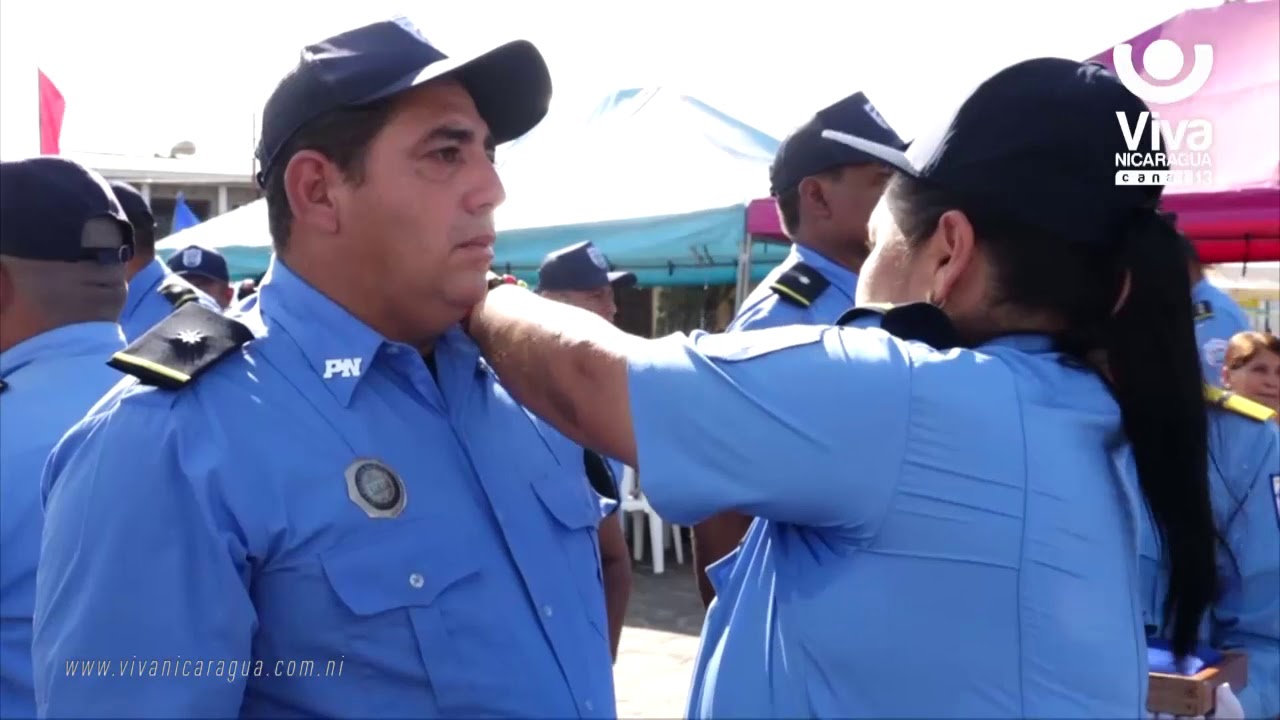 Oficiales de la Policía Nacional de Masaya ascienden de grado