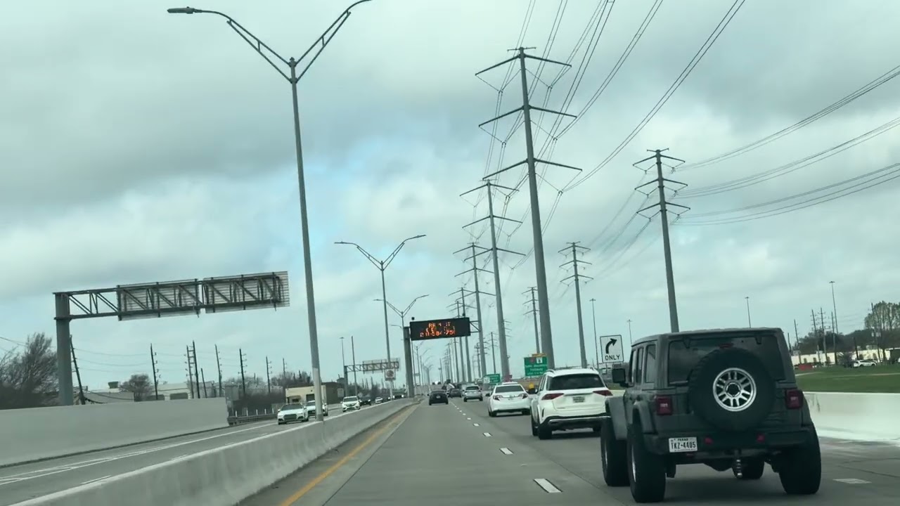 Driving on : WESTPARK TOLLWAY WEST to HIGHWAY 6  Houston , Texas