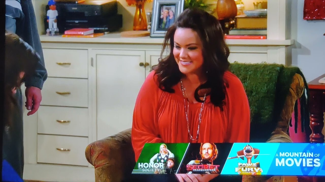 Mike and Molly - Vince Fainting