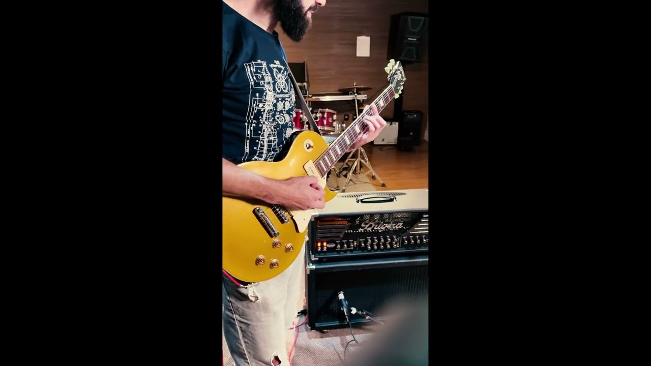 Combo Vintage V100 Les Paul + Bugera 333 XL 2X12 - À VENDA!