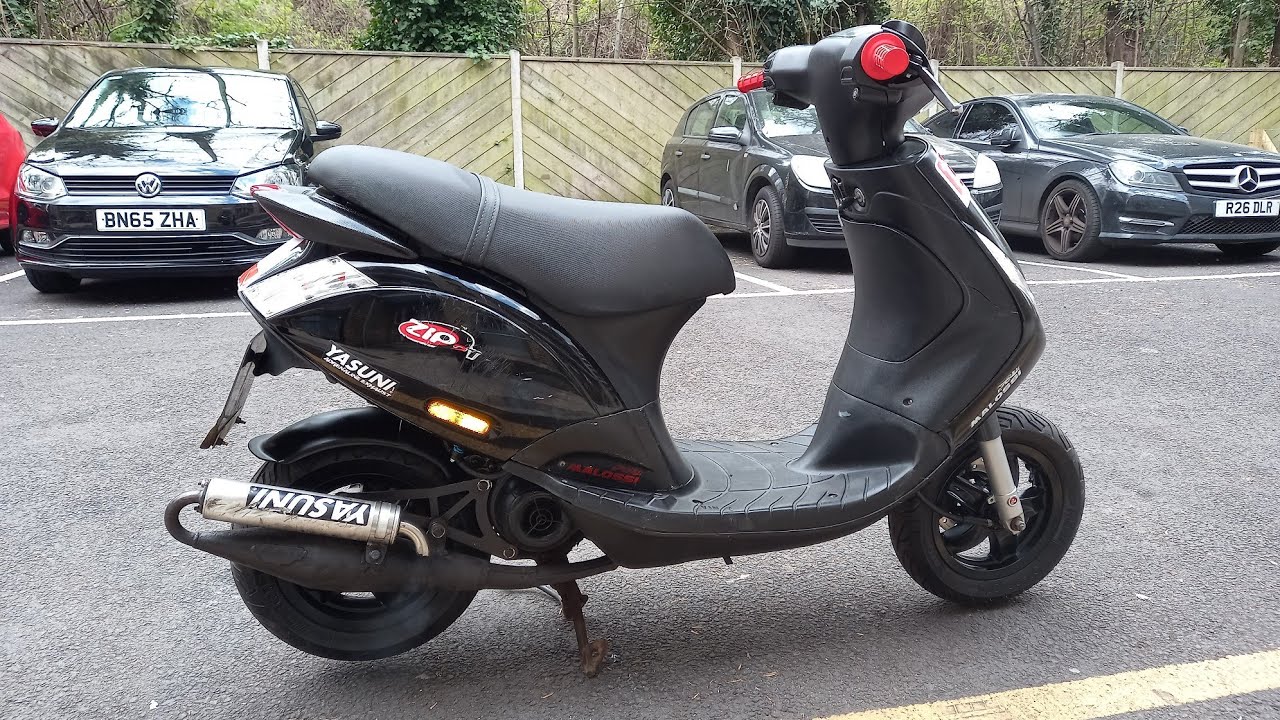 Piaggio Zip 70cc Malossi Sport Yasuni R first kick cold start and walkaround