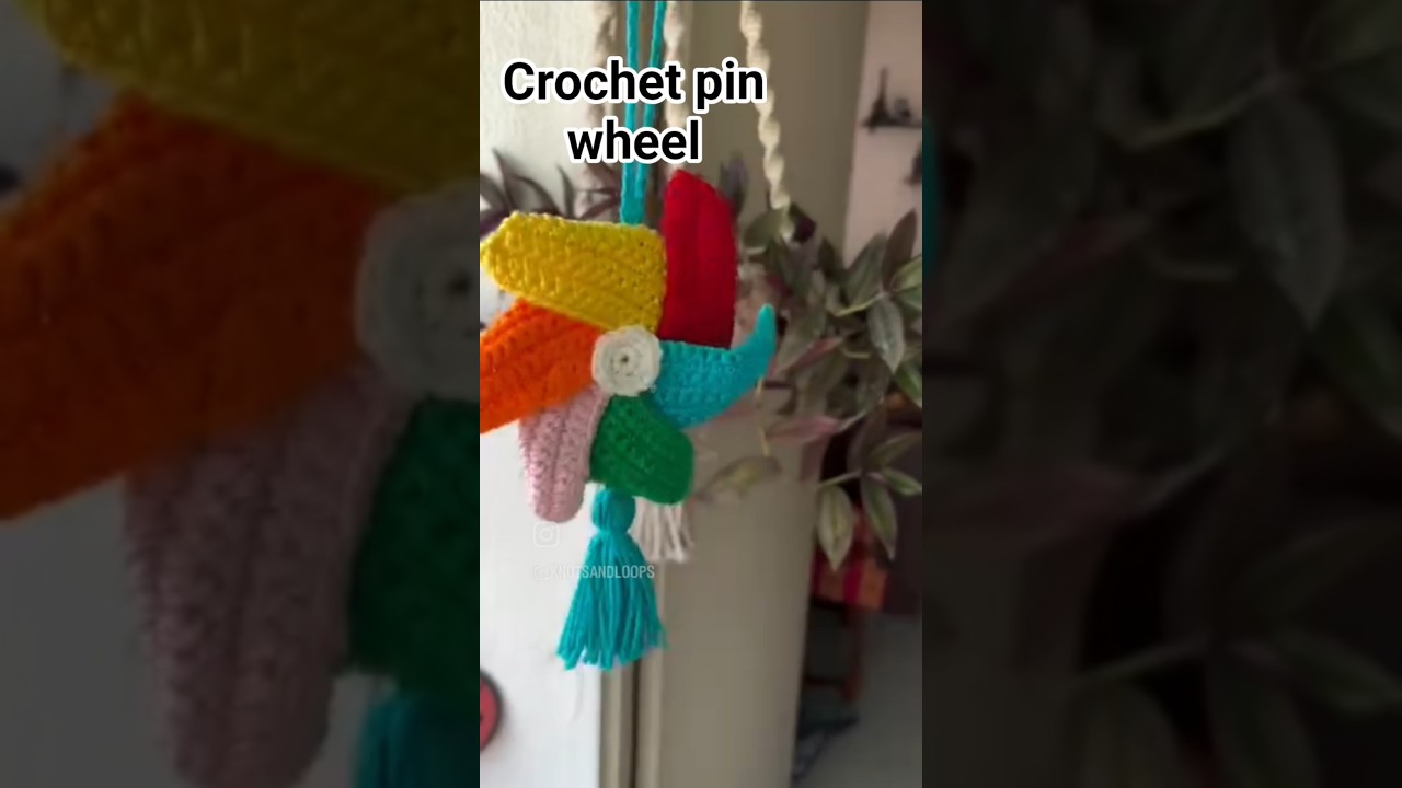 Crochet pin wheel #crochet #crochetbag #knittig #crochetdesigns #crochettutorial #diy