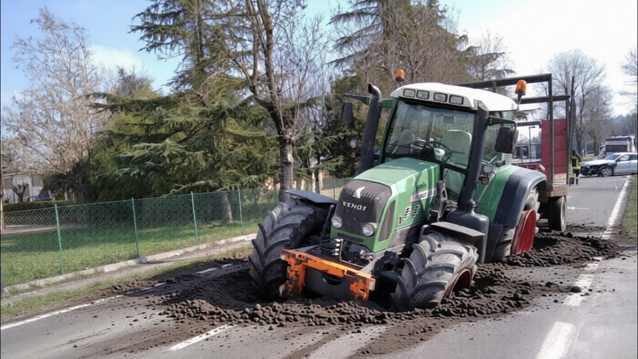 Tractor Fell Into The Mud / Stupid Tractor Accident | Professional Vs Fool, John Deere Torn Up
