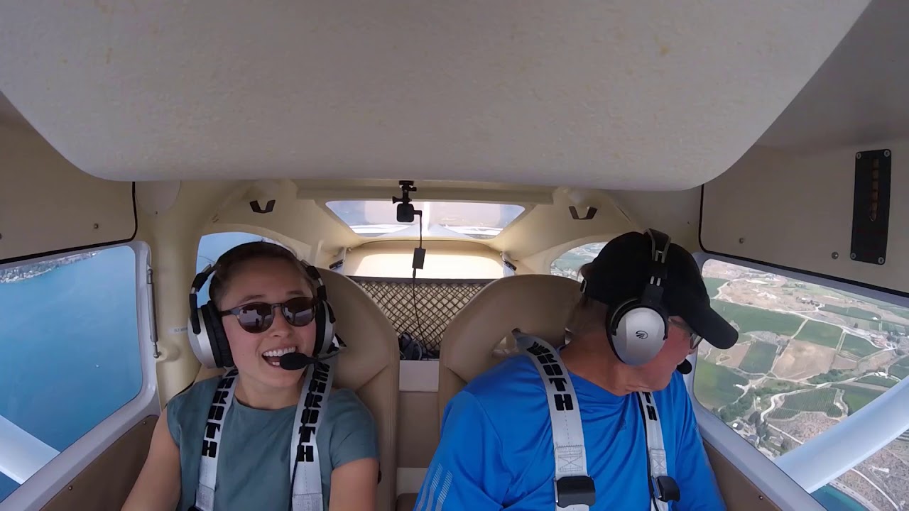Sirius TL-3000 - Jess takes her 1st ride in a small airplane