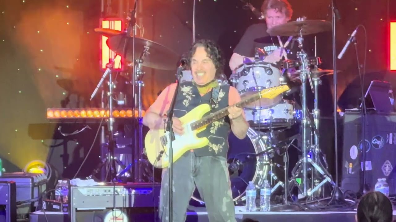 JOHN OATES - Let It Rock - Rock Legends Cruise XIII 