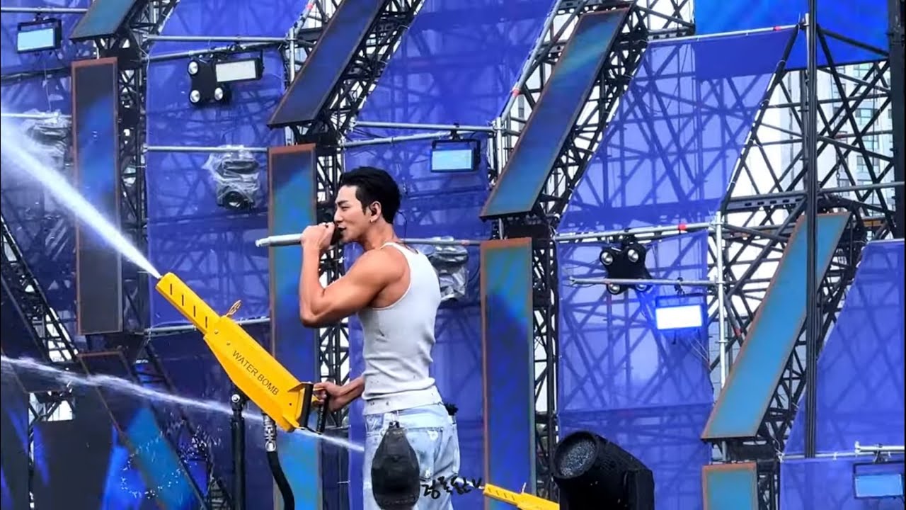 240705 Waterbomb in Seoul Wet & Wild Baekho
